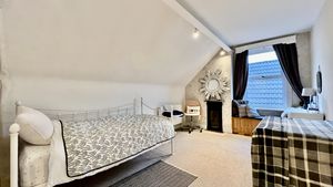 Photo 10- click for photo gallery